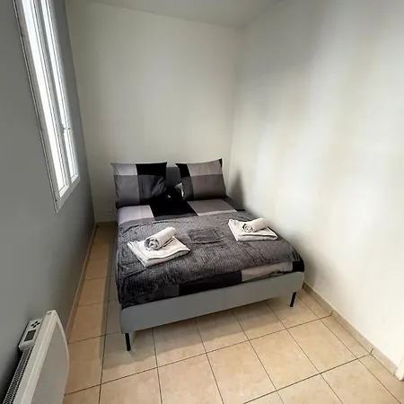 T2 Pour 3 Personnes * Marseille