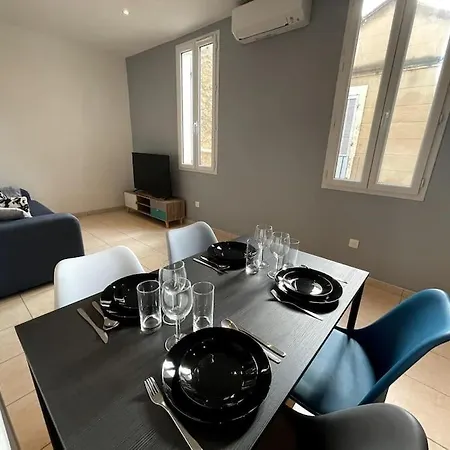 Apartment T2 Pour 3 Personnes *